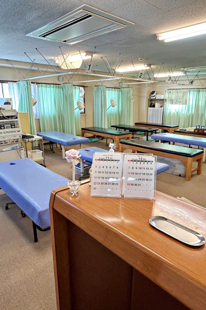 洗足 深澤治療室 入口カウンター